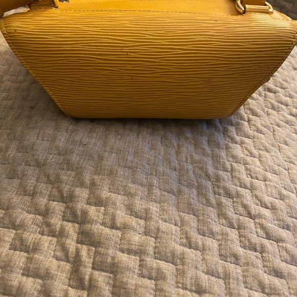 LOUIS VUITTON EPI LEATHER MABILLON BACKPACK-good condition - Picture 12 of 12